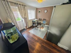 Photo 7- click for photo gallery